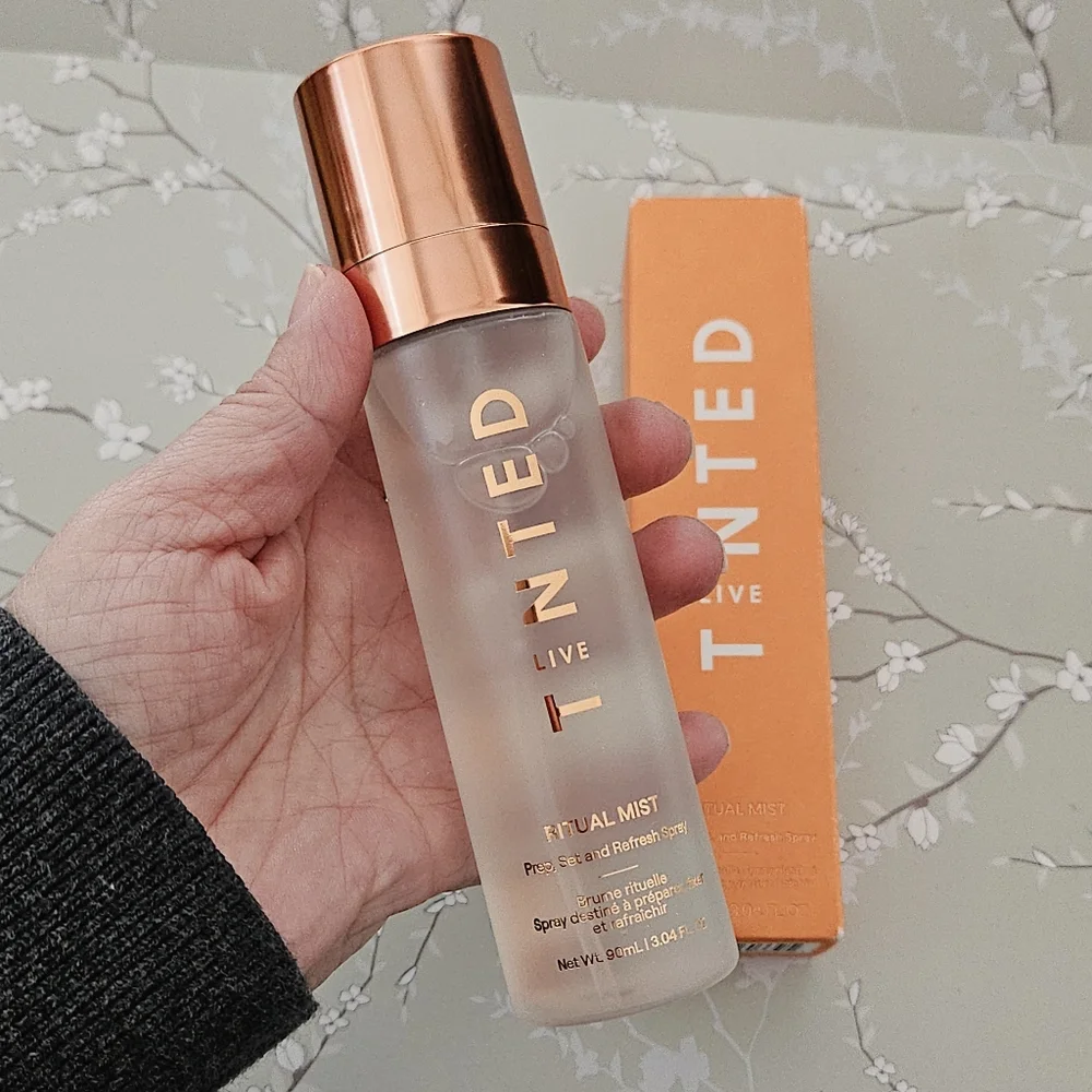 Live Tinted Ritual Mist Setting Spray New